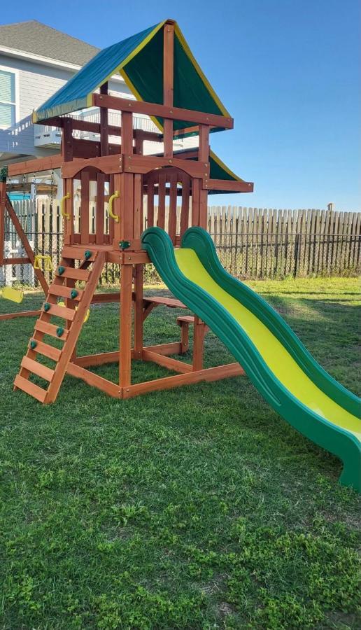 Spring Break Specials! Front Row Views - Tiki Bar - Playground Villa Bolivar Peninsula Dış mekan fotoğraf